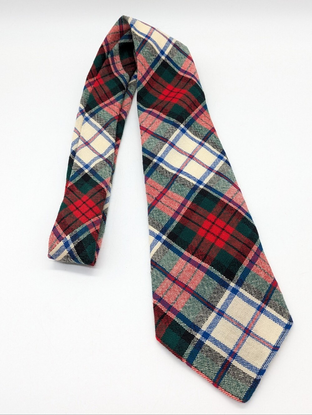 Vintage Macduff Scotland Red Green Tartan Plaid Wool Tie - Picture 1 of 5